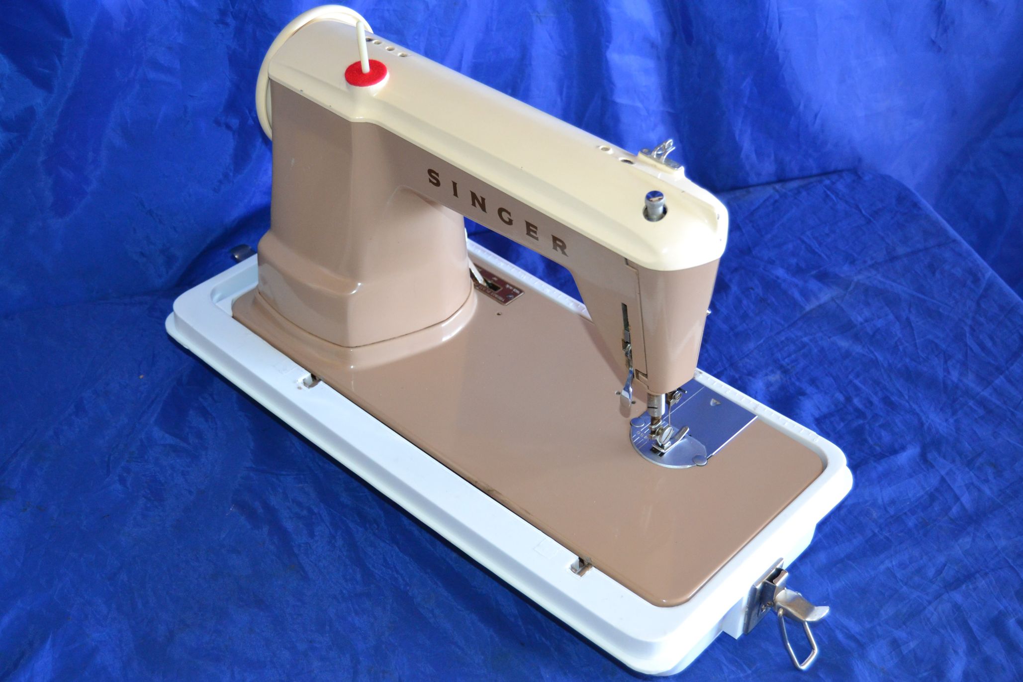 SINGER 404 SLANT NEEDLE SEWING MACHINE SERVICED READY TO SEW FOR SALE